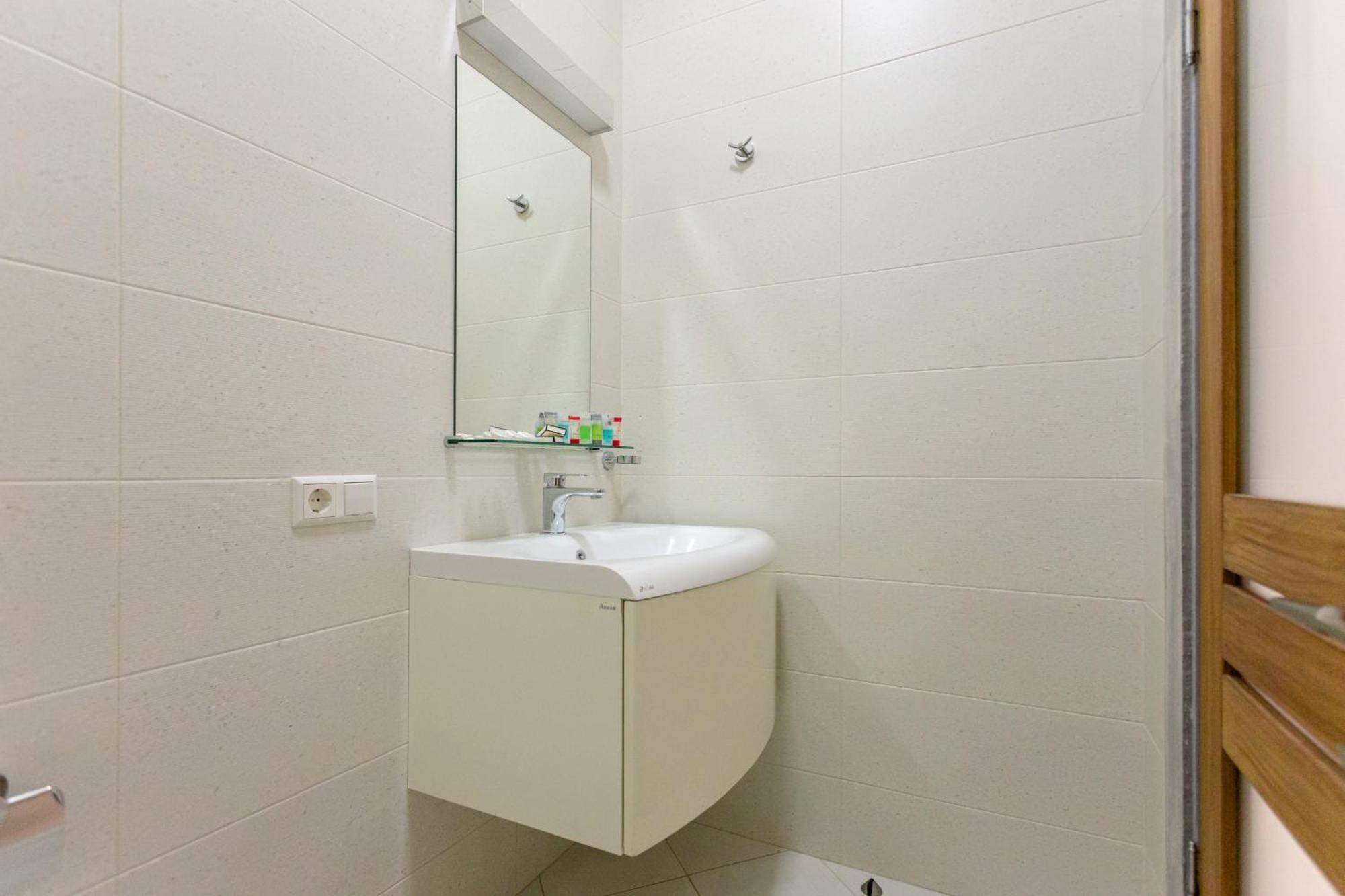 Serviced Apartment On Rustaveli Avenue 9 Tbilisi Exterior foto