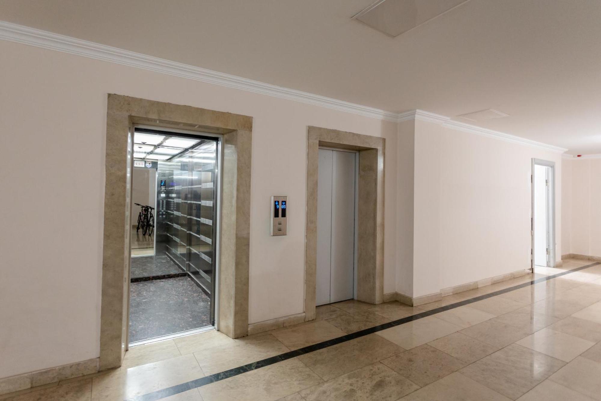 Serviced Apartment On Rustaveli Avenue 9 Tbilisi Exterior foto